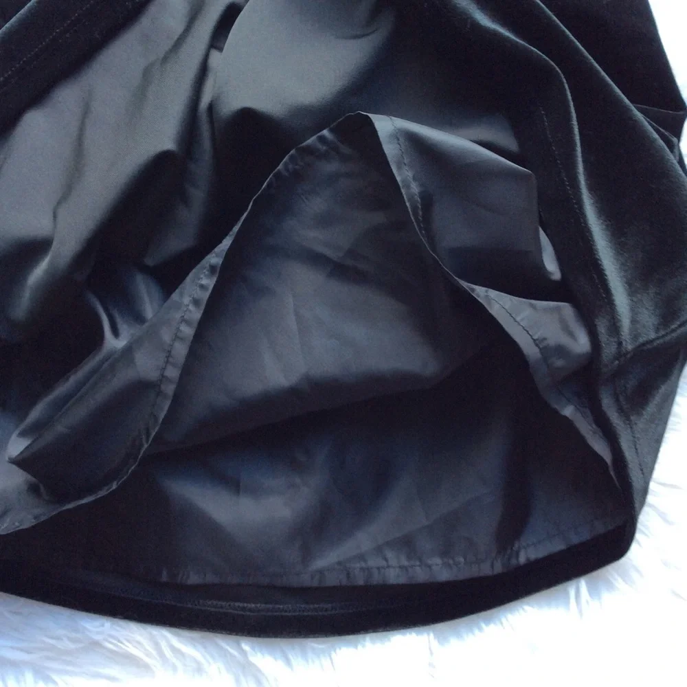 NWT The Children’s Place Velvet Skirt